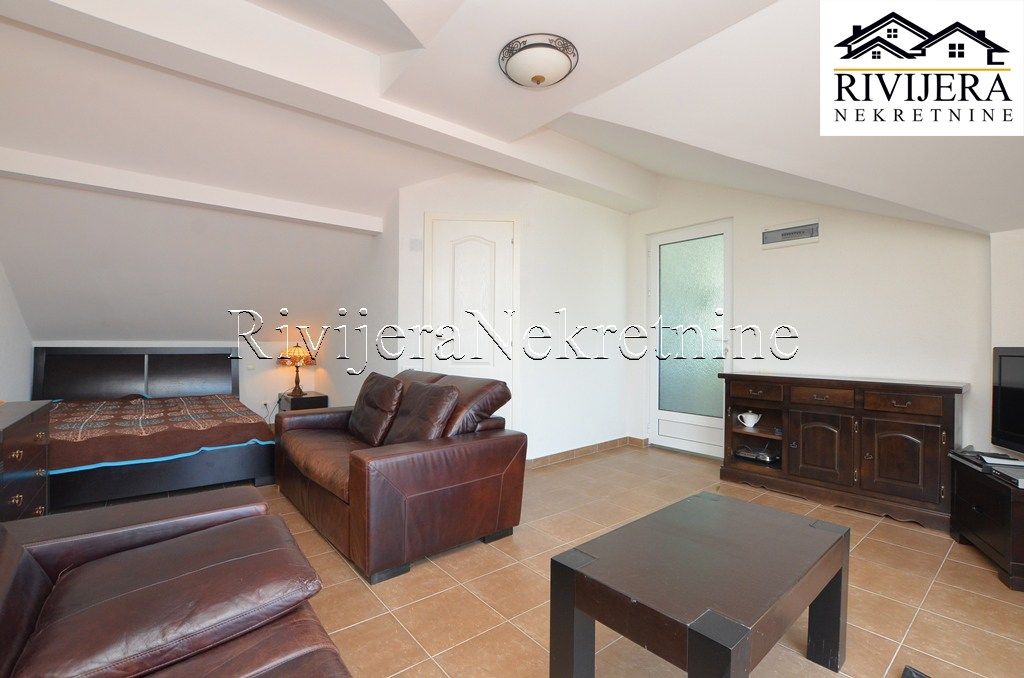 Дом в Херцег-Нови, Черногория, 110 м² - фото 8