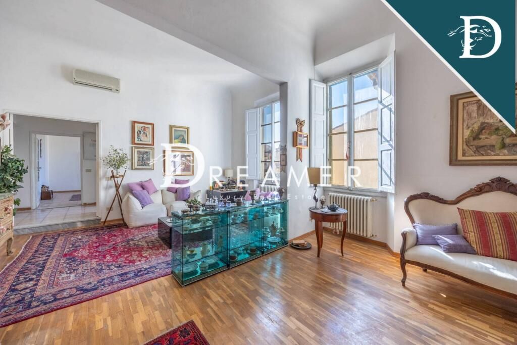 Апартаменты во Флоренции, Италия, 167.21 м² - фото 1