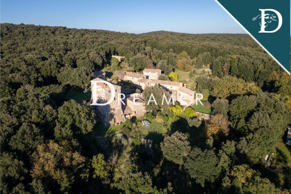 Дом Sovicille, Италия, 3 363.53 м² - фото 1