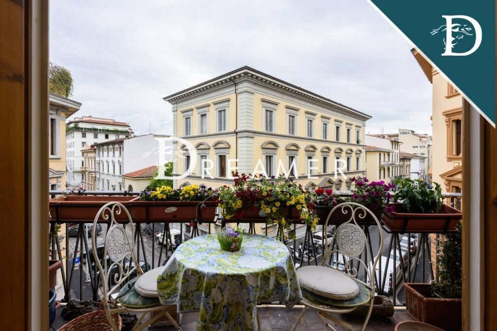 Апартаменты во Флоренции, Италия, 200.23 м² - фото 1