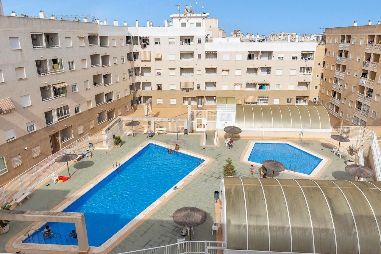 Студия в Торревьехе, Испания, 36 м² - фото 1
