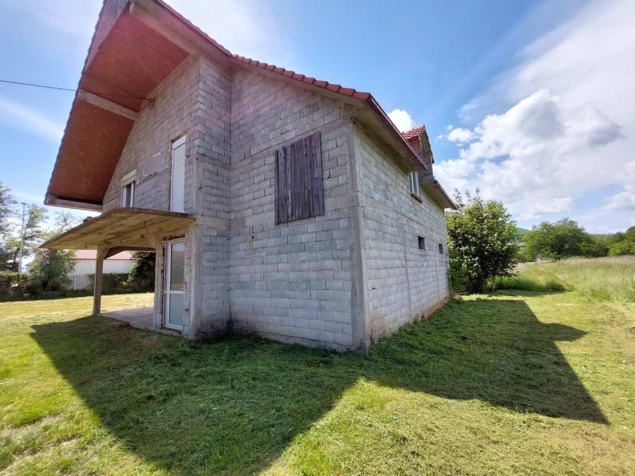 Дом в Никшиче, Черногория, 220 м² - фото 2