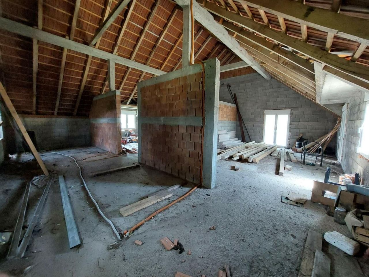 Дом в Никшиче, Черногория, 220 м² - фото 4