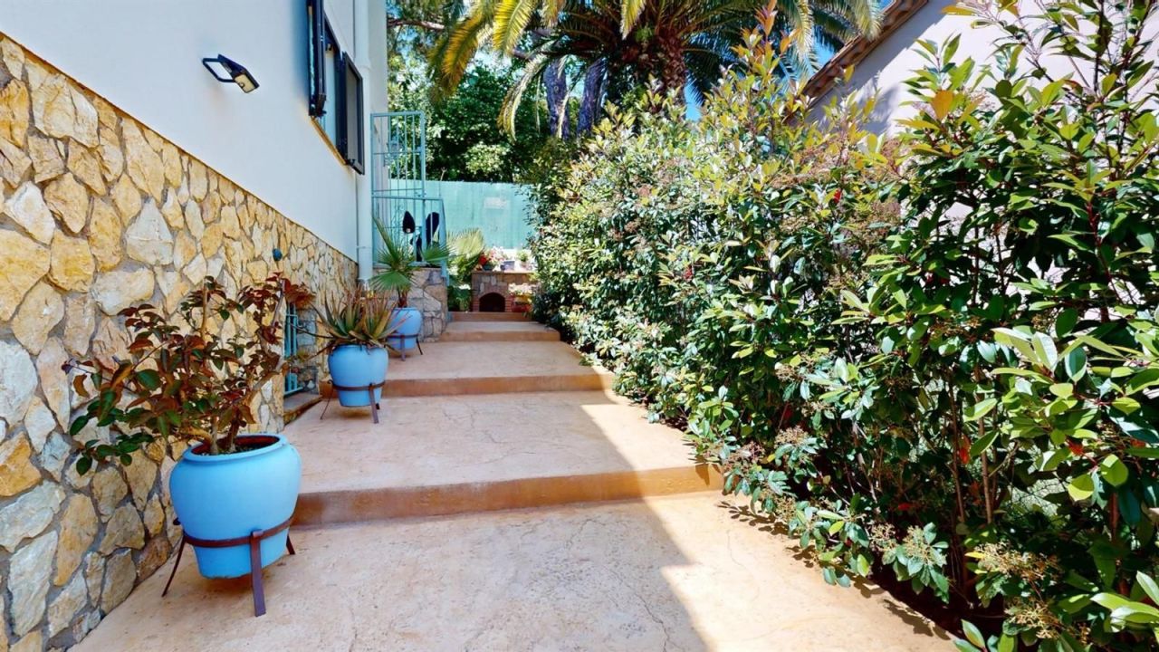 Квартира в Калонже, Испания, 220 м² - фото 5