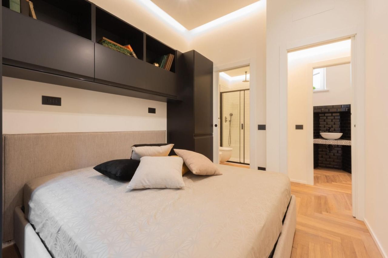 Апартаменты в Милане, Италия, 63 м² - фото 16