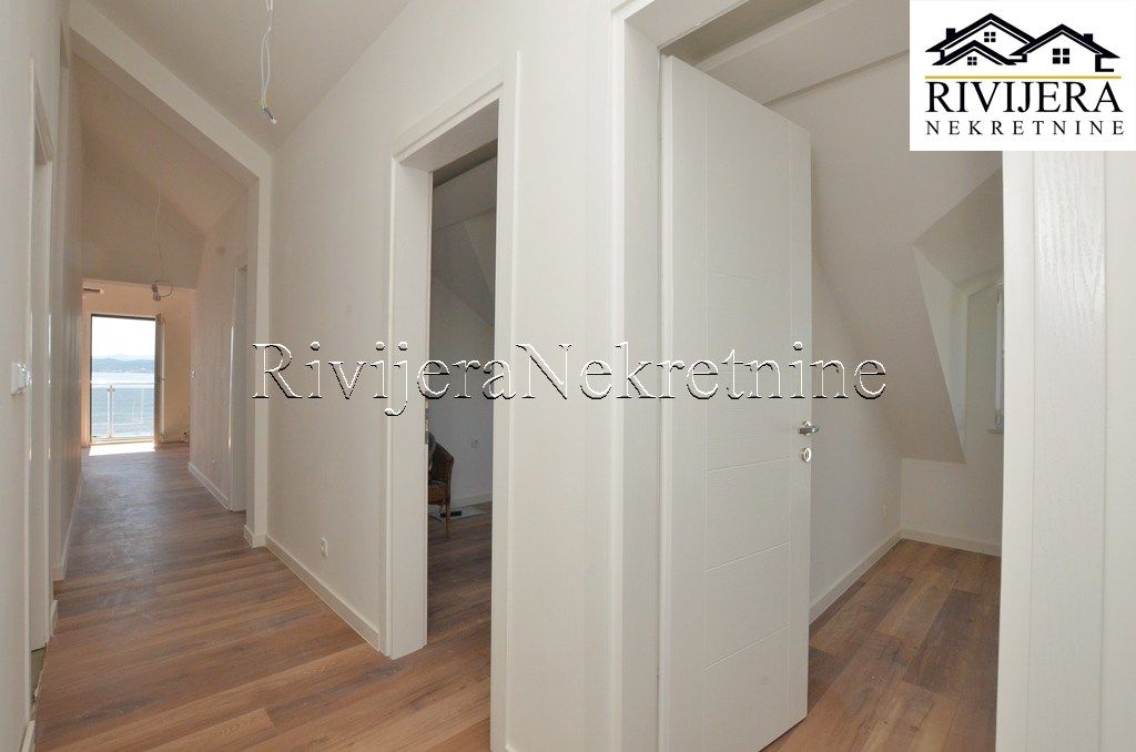 Квартира в Херцег-Нови, Черногория, 146 м² - фото 6