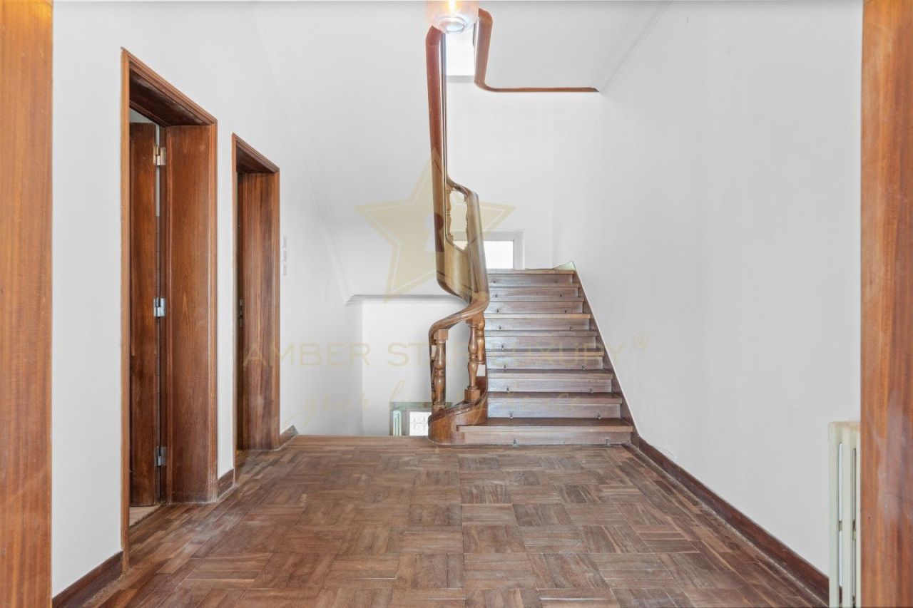 Вилла в Эшториле, Португалия, 455 м² - фото 12