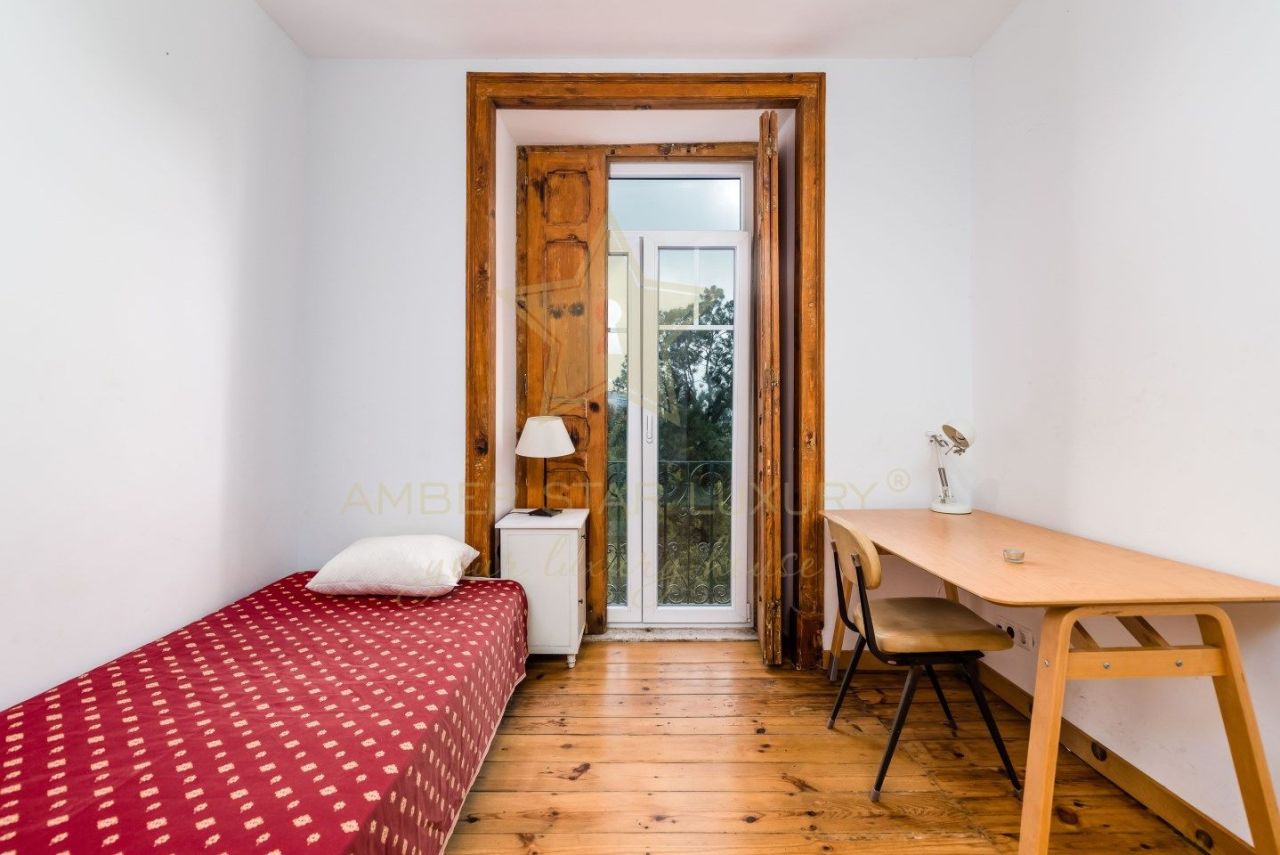 Квартира в Лиссабоне, Португалия, 137 м² - фото 8