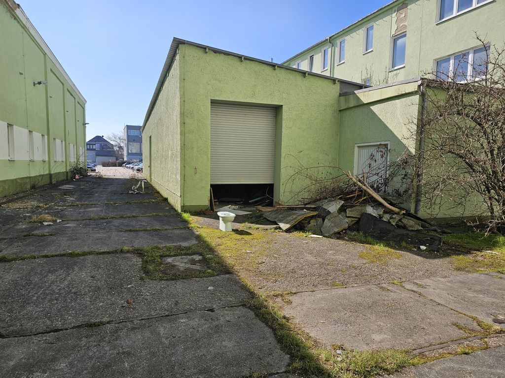 Производство в Цвиккау, Германия, 10 160 м² - фото 5