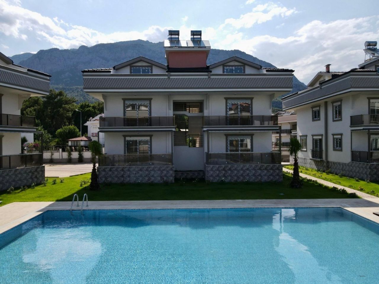 Квартира в Кемере, Турция, 200 м² - фото 1