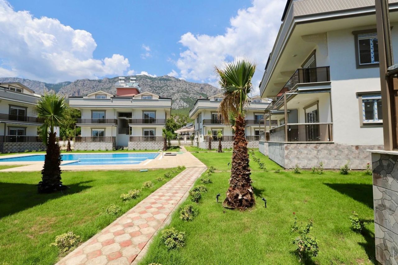 Квартира в Кемере, Турция, 200 м² - фото 3