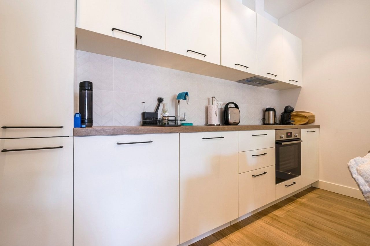 Коммерческая недвижимость в Радовичах, Черногория, 70 м² - фото 13