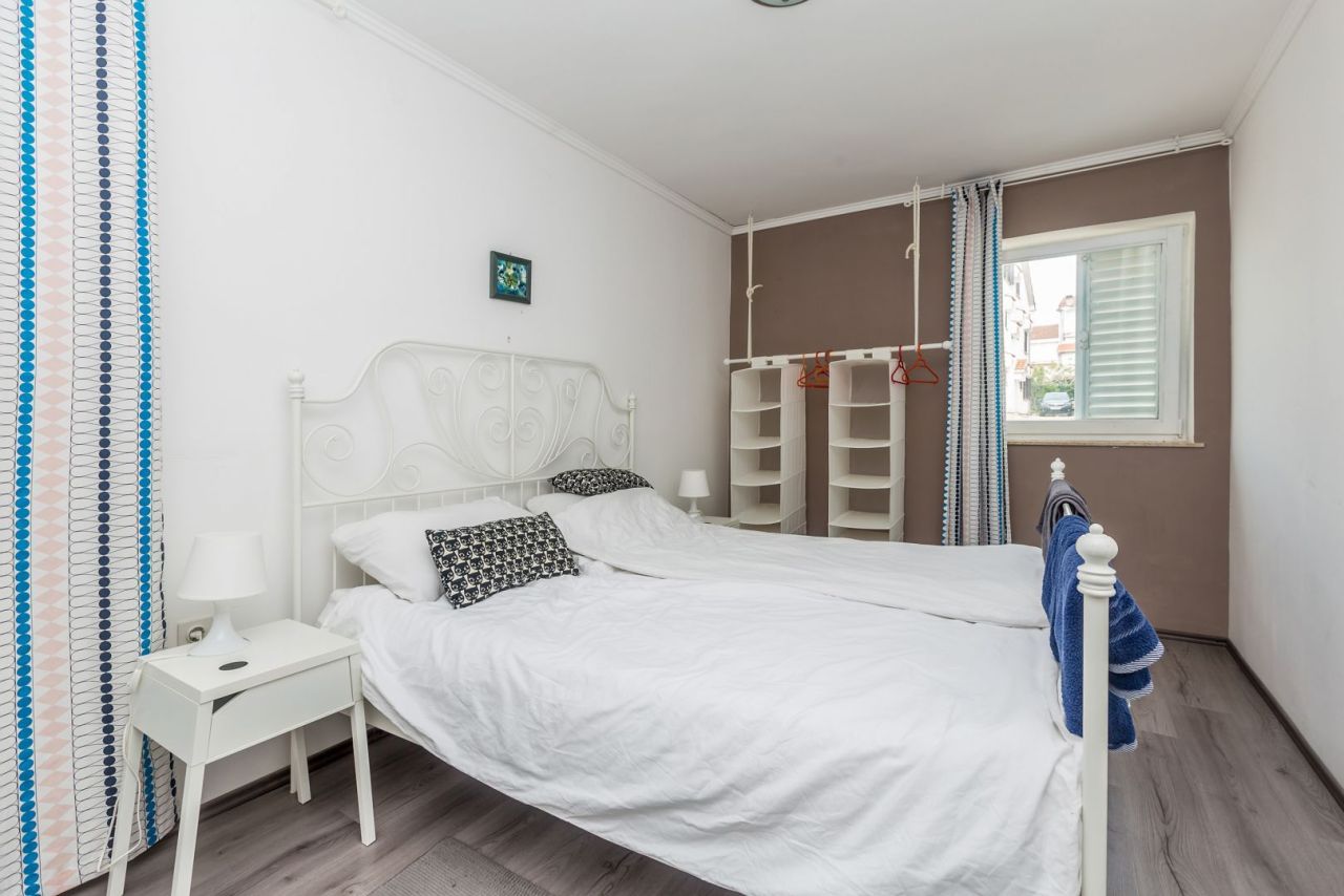 Отель, гостиница Malinska, Хорватия, 400 м² - фото 18