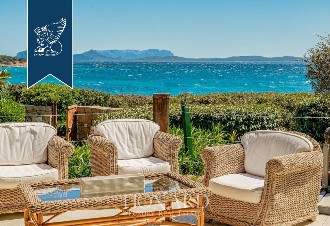 Вилла в Порто Черво, Италия, 500 м² - фото 13