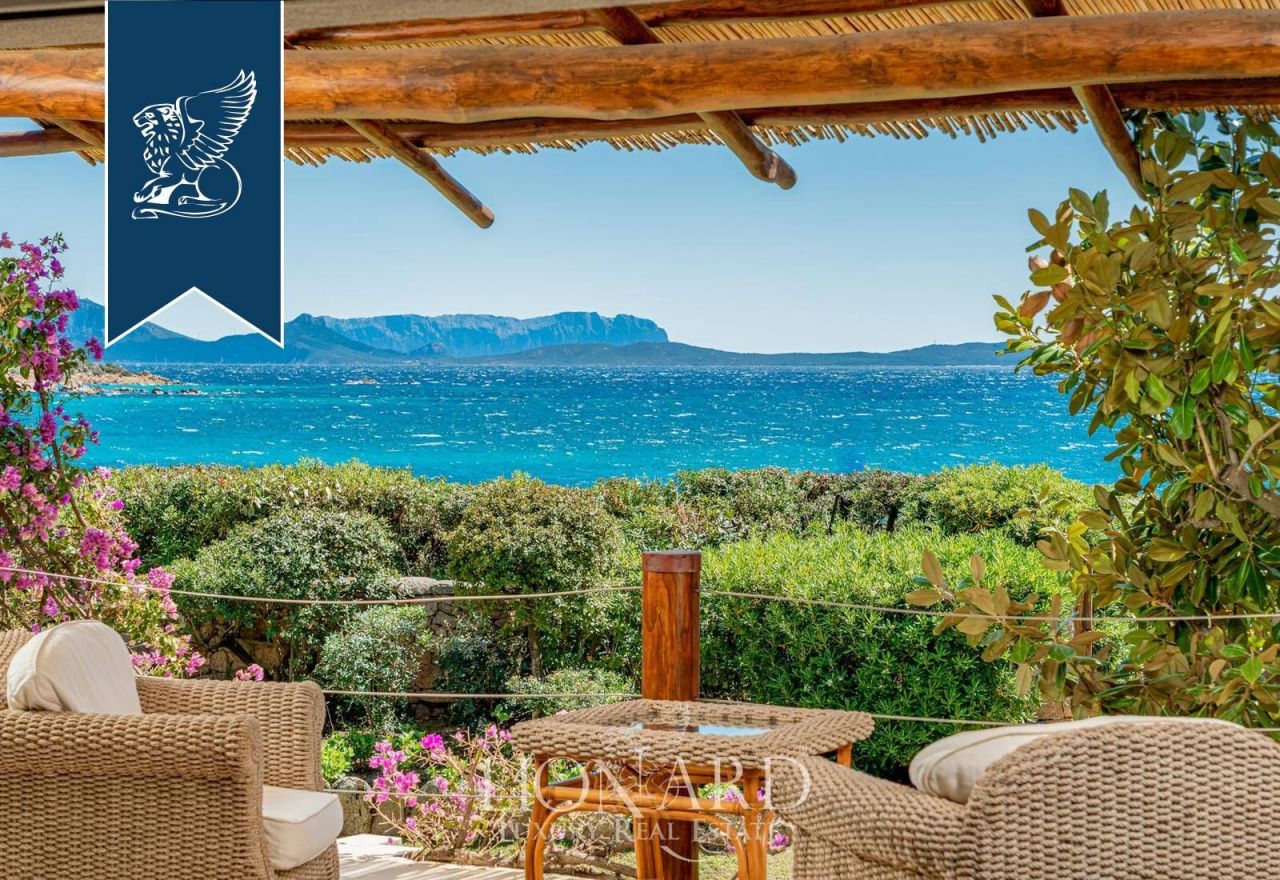 Вилла в Порто Черво, Италия, 500 м² - фото 15