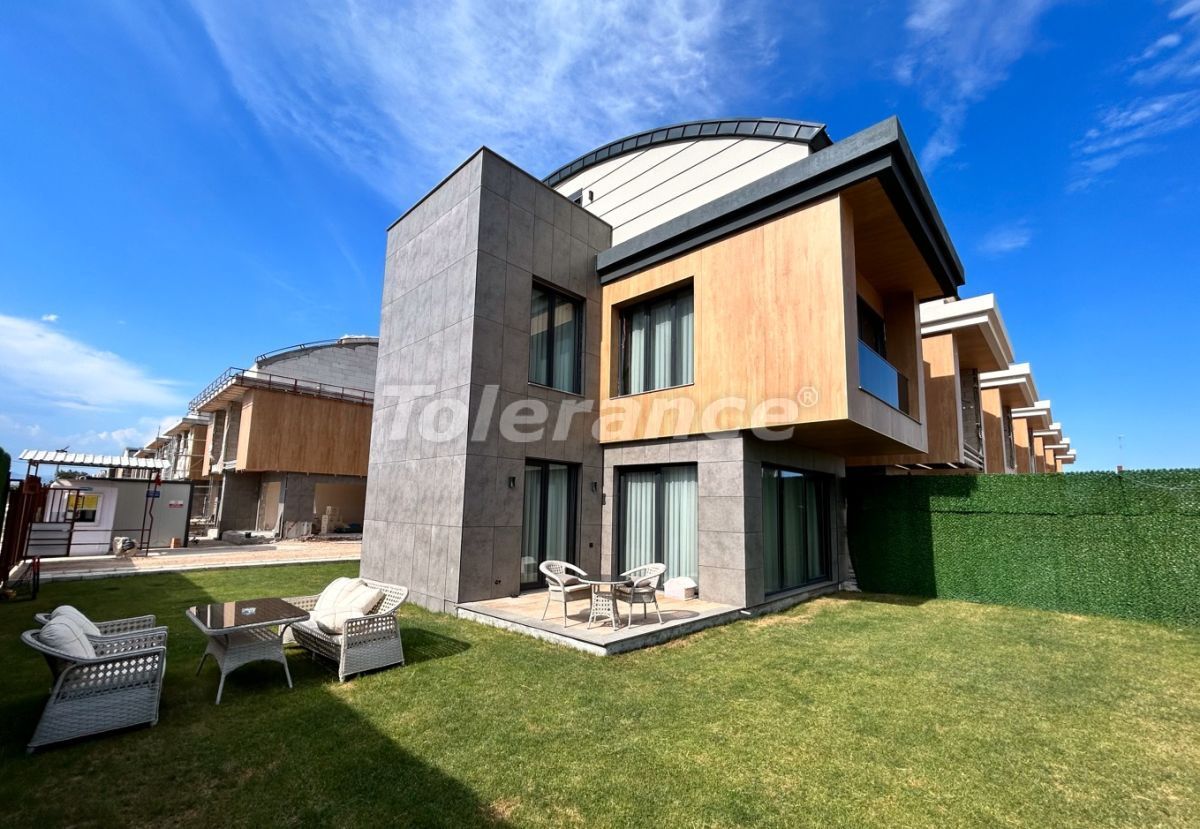 Вилла в Анталии, Турция, 296 м² - фото 1