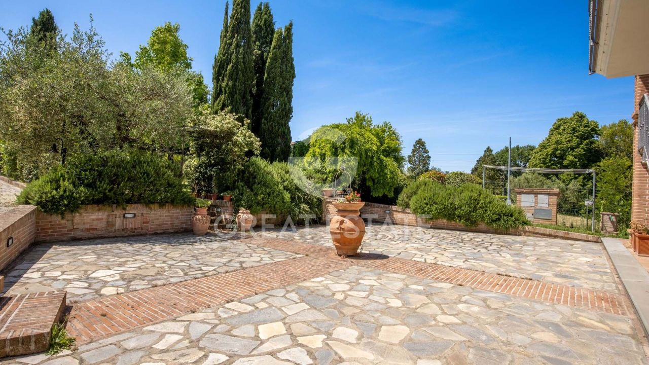 Вилла в Кастильоне-дель-Лаго, Италия, 300 м² - фото 6