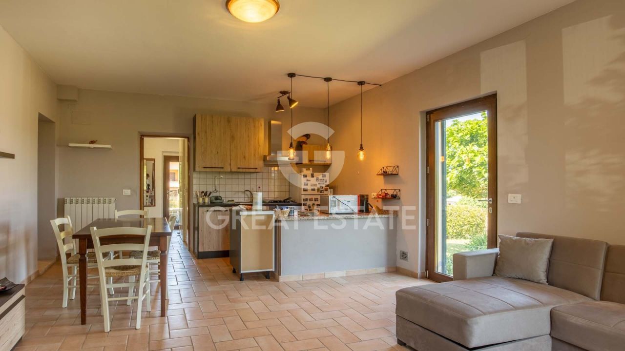 Вилла в Кастильоне-дель-Лаго, Италия, 300 м² - фото 16