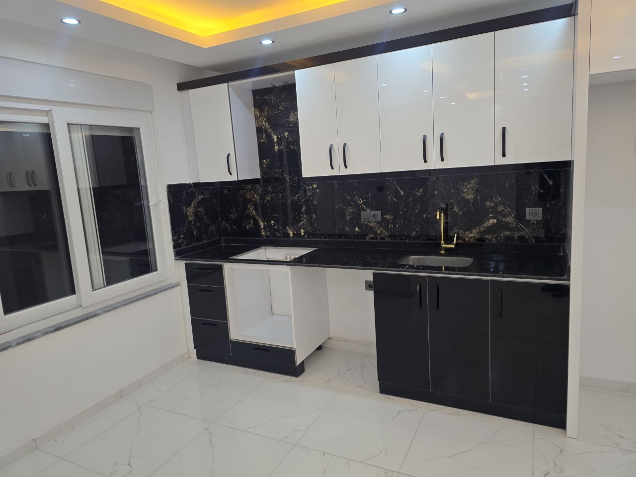 Квартира в Газипаше, Турция, 135 м² - фото 8