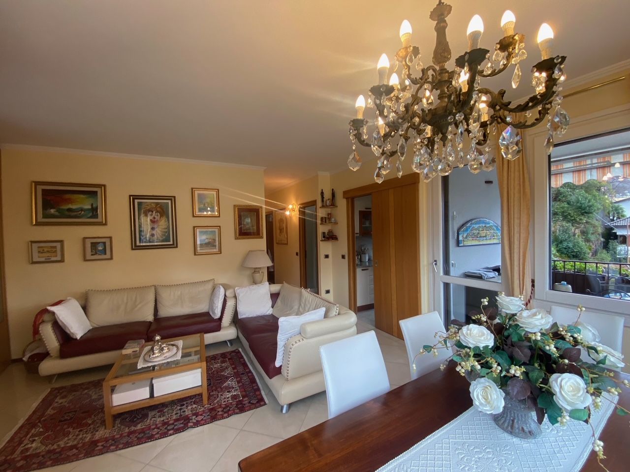 Квартира в Кампионе-д'Италия, Италия, 135 м² - фото 2