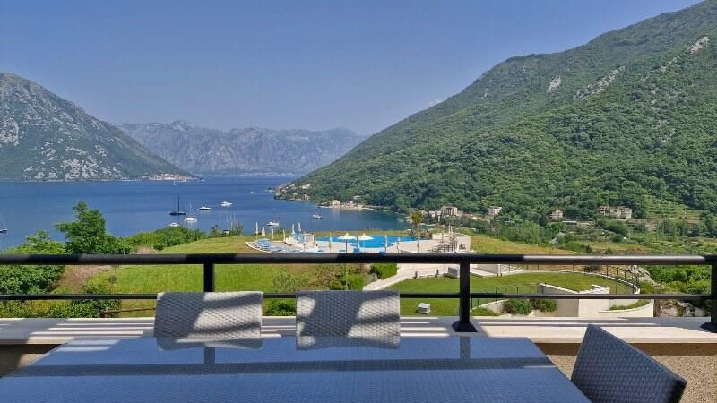 Квартира в Морини, Черногория, 94 м² - фото 2