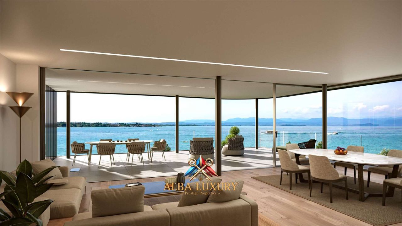 Апартаменты в Пескьера-дель-Гарде, Италия, 180.09 м² - фото 1