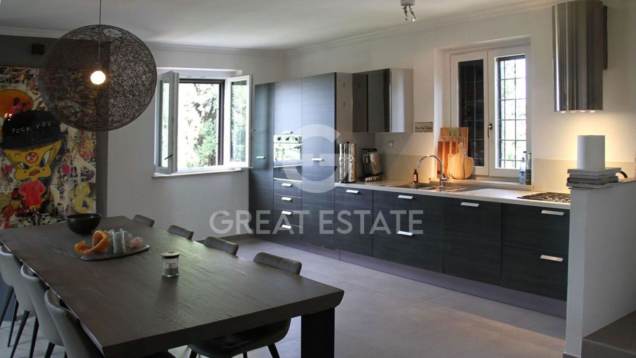 Дом в Пезаро-э-Урбино, Италия, 422.2 м² - фото 11