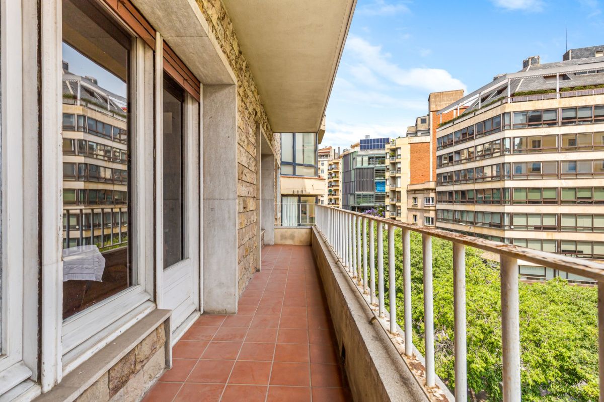 Квартира в Барселоне, Испания, 200 м² - фото 2