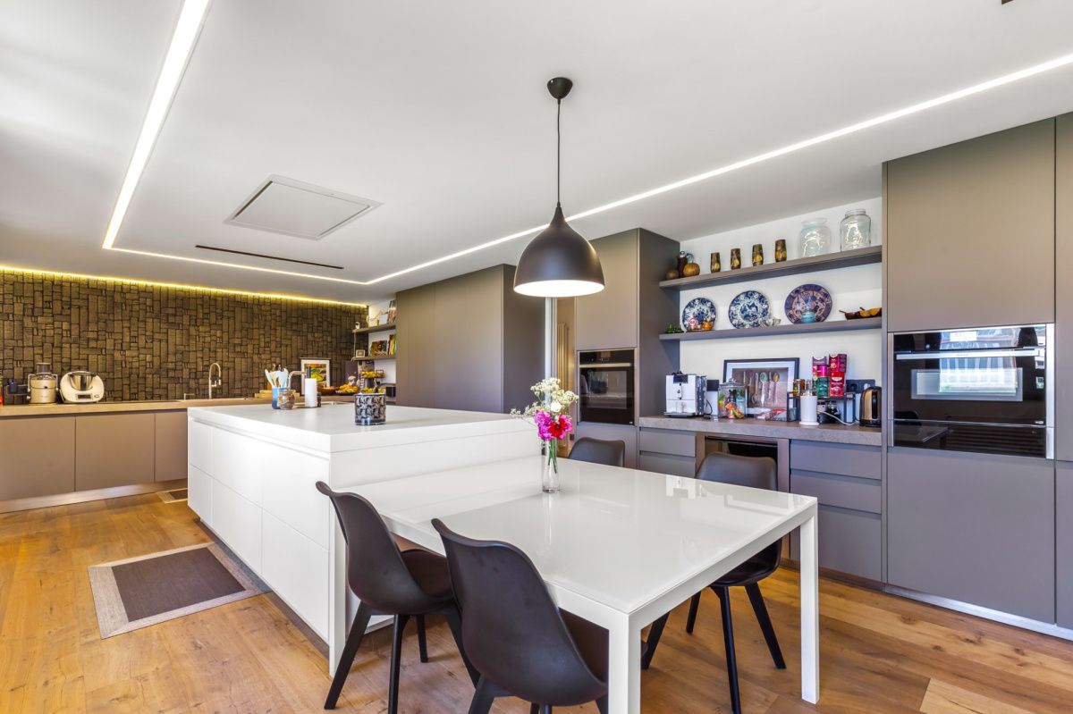 Квартира в Барселоне, Испания, 356 м² - фото 3