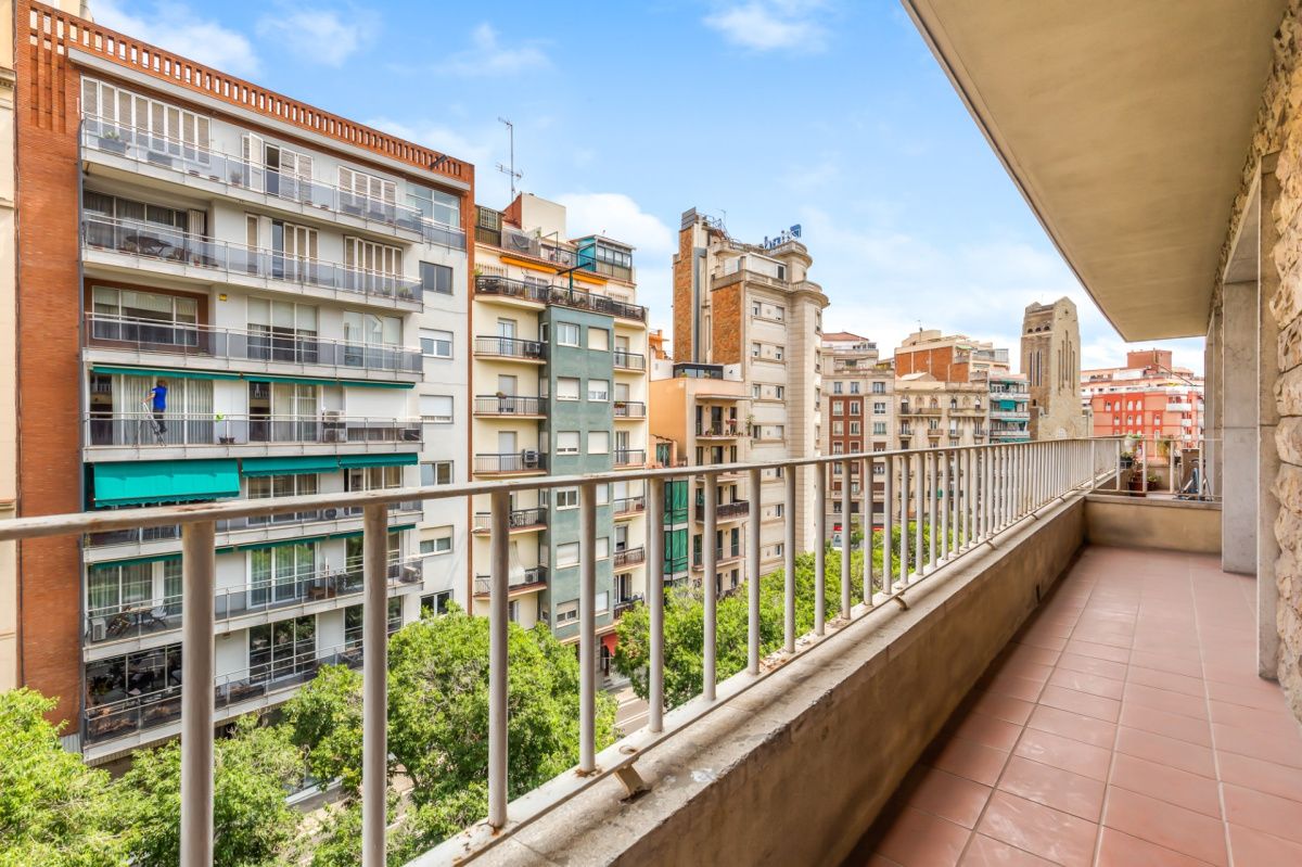 Квартира в Барселоне, Испания, 200 м² - фото 9