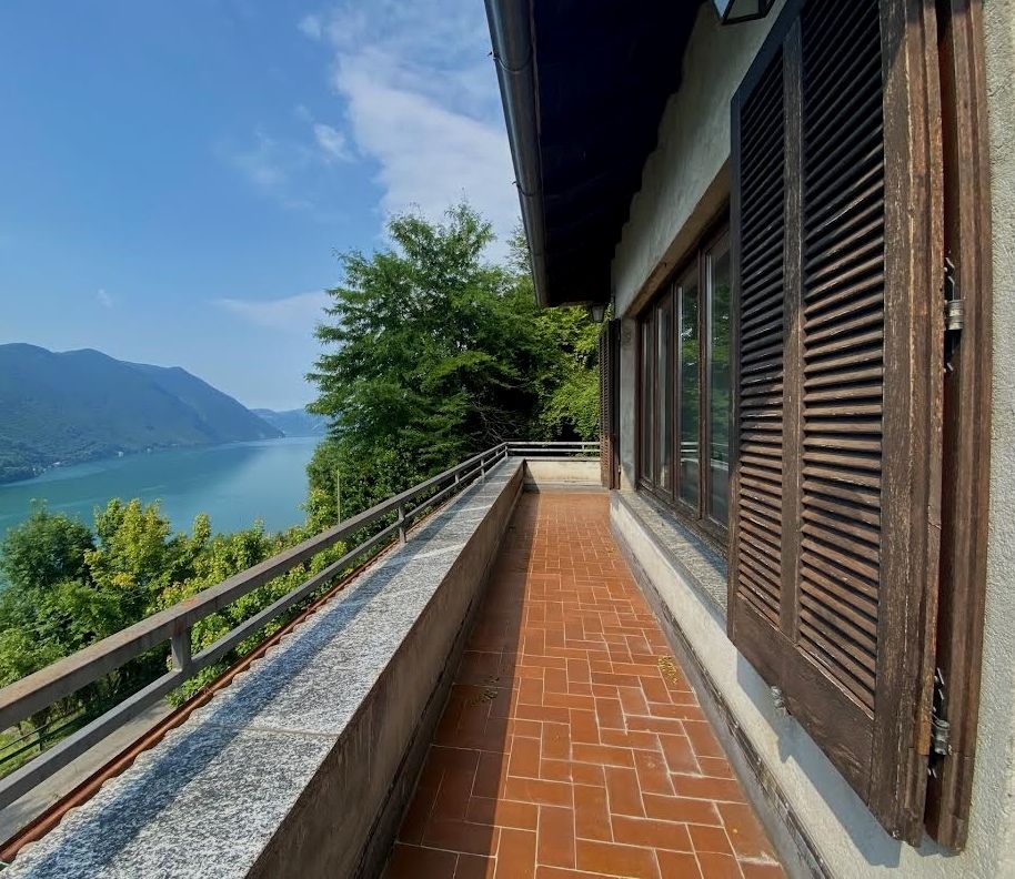 Вилла в Вальсольде, Италия, 220 м² - фото 1
