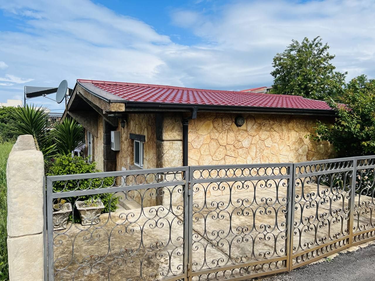 Дом в Добра Воде, Черногория, 90 м² - фото 1