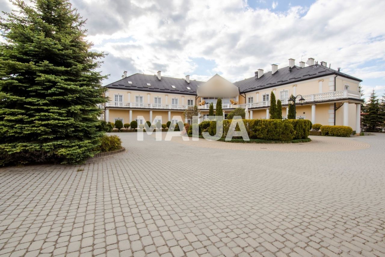 Вилла Świlcza, Польша, 2 263 м² - фото 3