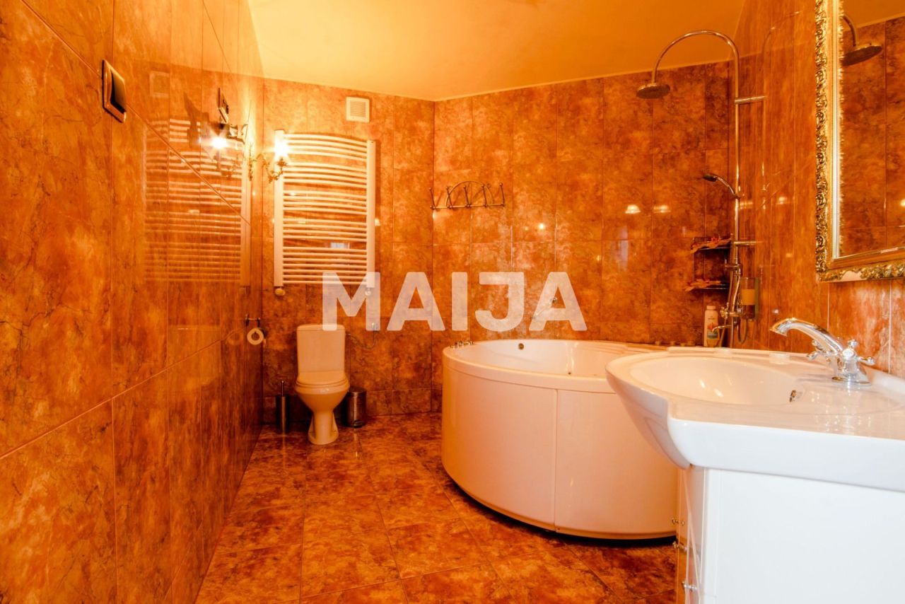 Вилла Świlcza, Польша, 2 263 м² - фото 7