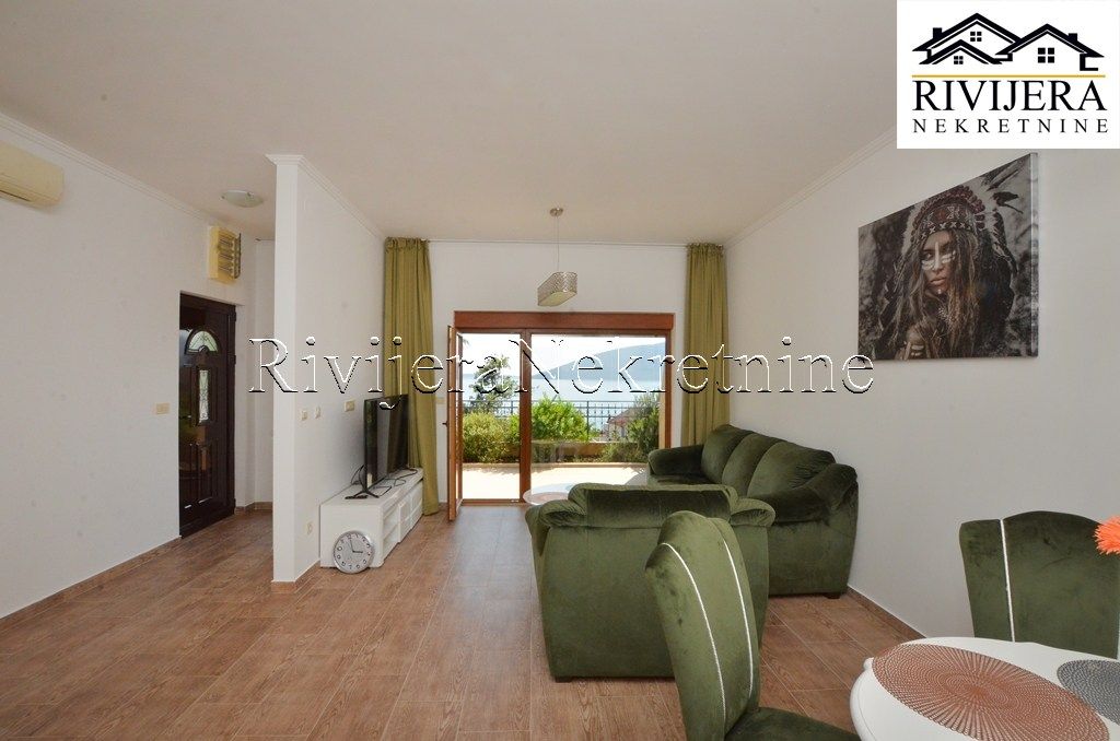 Квартира в Херцег-Нови, Черногория, 52 м² - фото 3