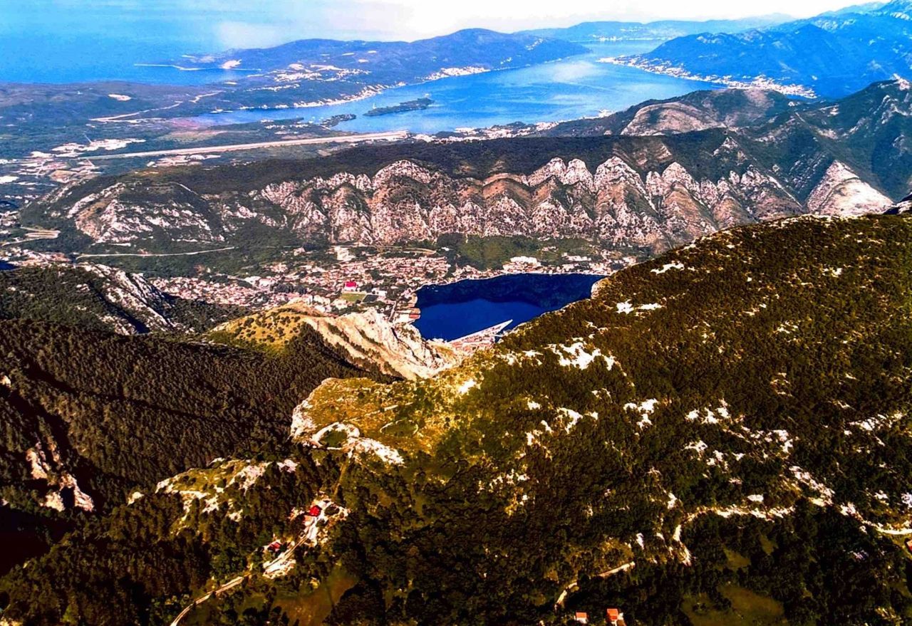 Земля в Негуши, Черногория, 29 692 м² - фото 4