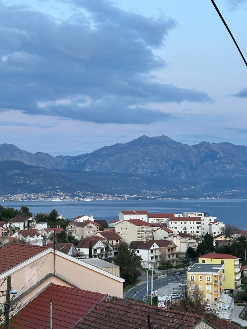 Квартира в Кумборе, Черногория, 50 м² - фото 3