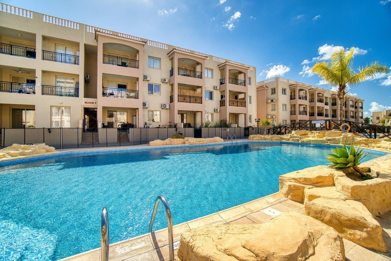 Апартаменты в Пафосе, Кипр, 71 м² - фото 1