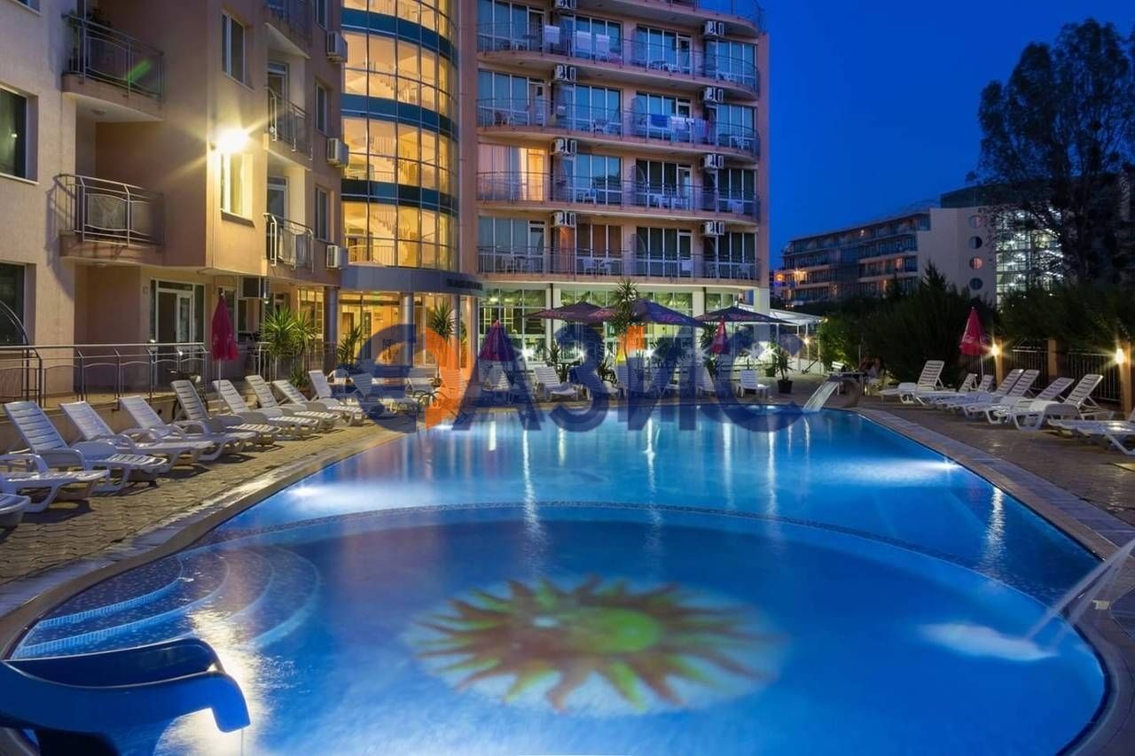 Отель, гостиница на Солнечном берегу, Болгария, 2 800 м² - фото 1