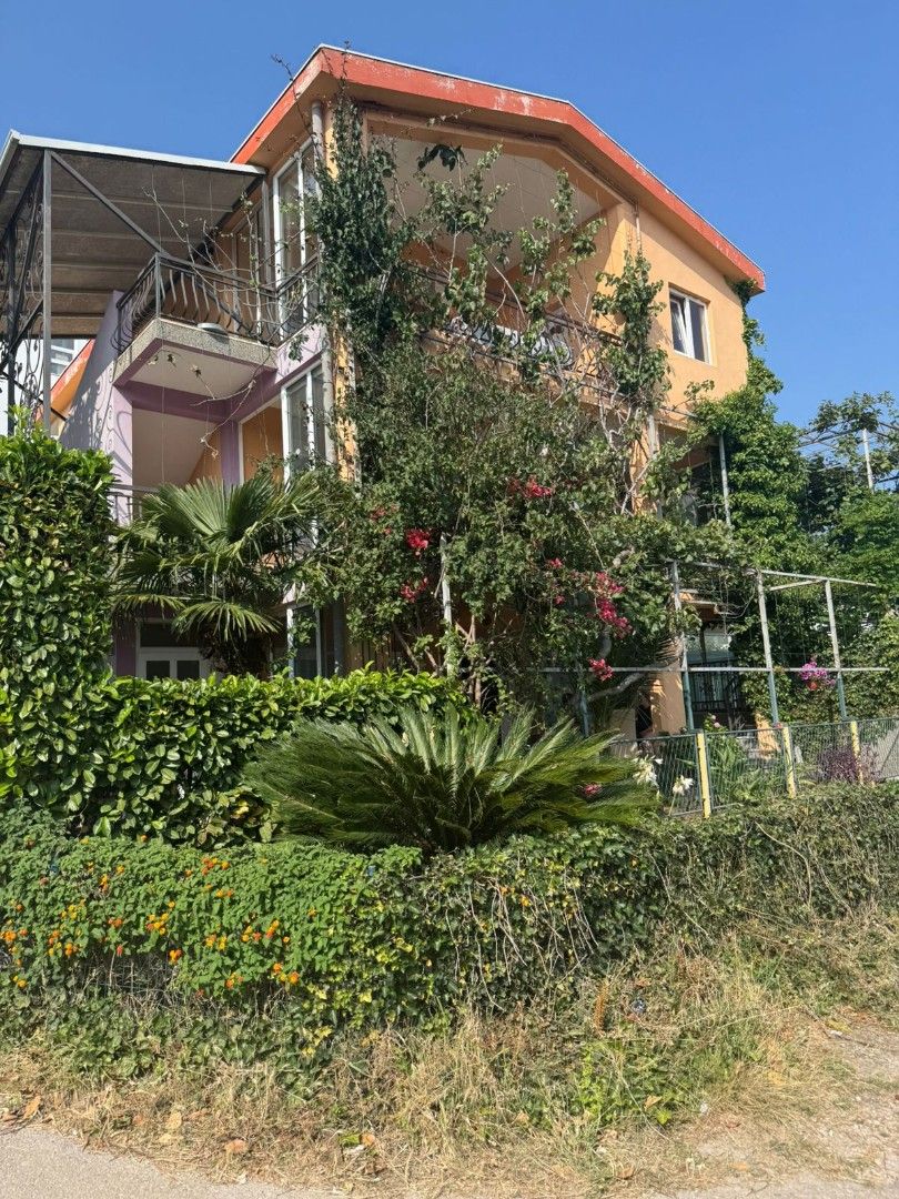 Дом в Сутоморе, Черногория, 400 м² - фото 1