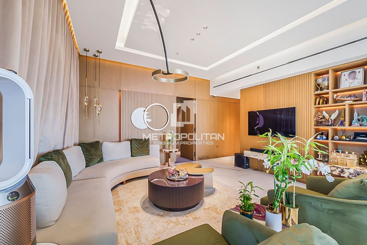 Апартаменты в Дубае, ОАЭ, 242 м² - фото 1