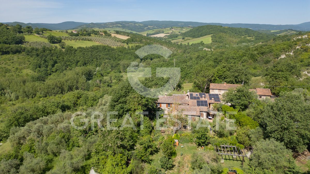 Дом в Фабро, Италия, 441.2 м² - фото 2