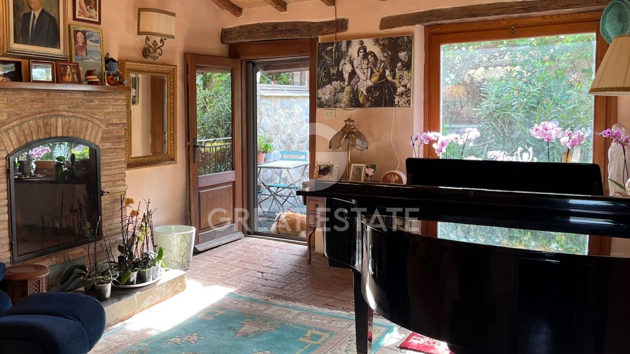 Дом в Фабро, Италия, 441.2 м² - фото 18