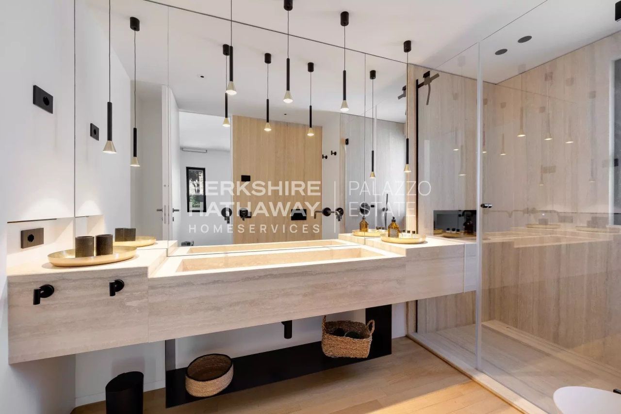 Вилла в Анджере, Италия, 750 м² - фото 13