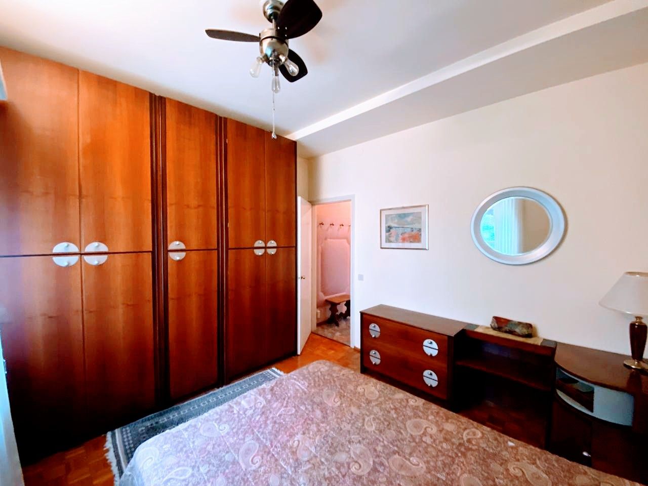 Квартира в Кампионе-д'Италия, Италия, 100 м² - фото 9