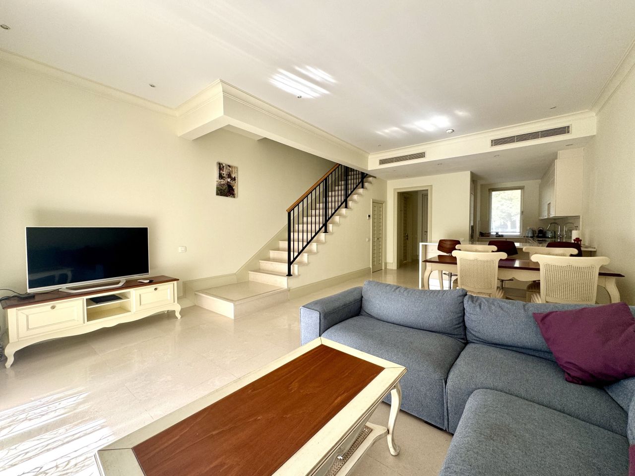 Квартира в Тивате, Черногория, 115 м² - фото 1