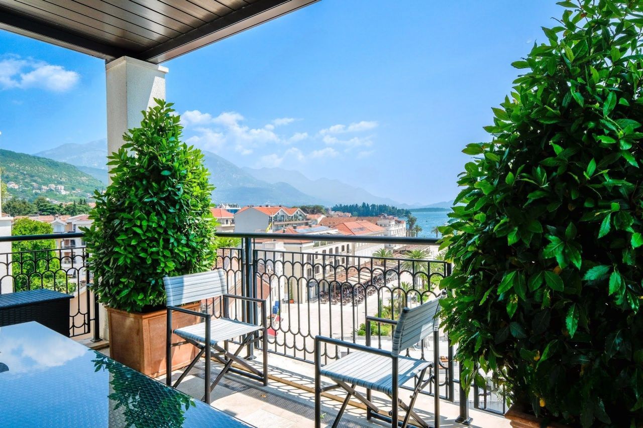 Квартира в Тивате, Черногория, 135 м² - фото 5