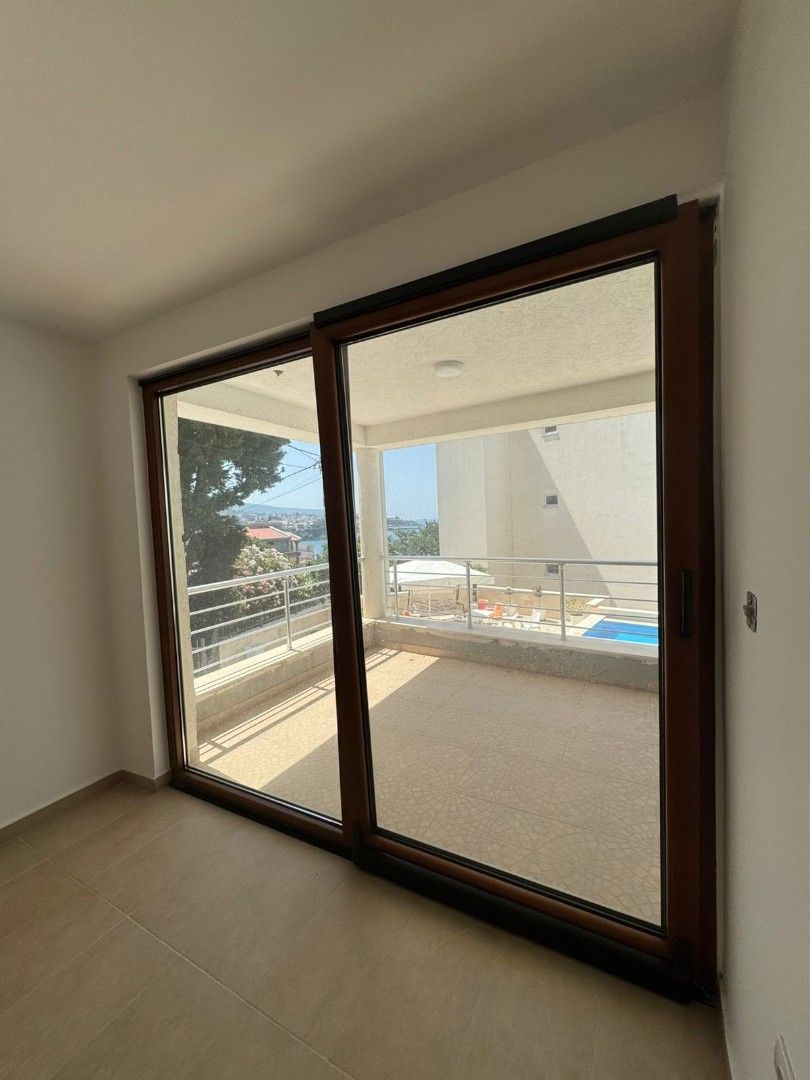 Квартира в Добра Воде, Черногория, 81 м² - фото 3