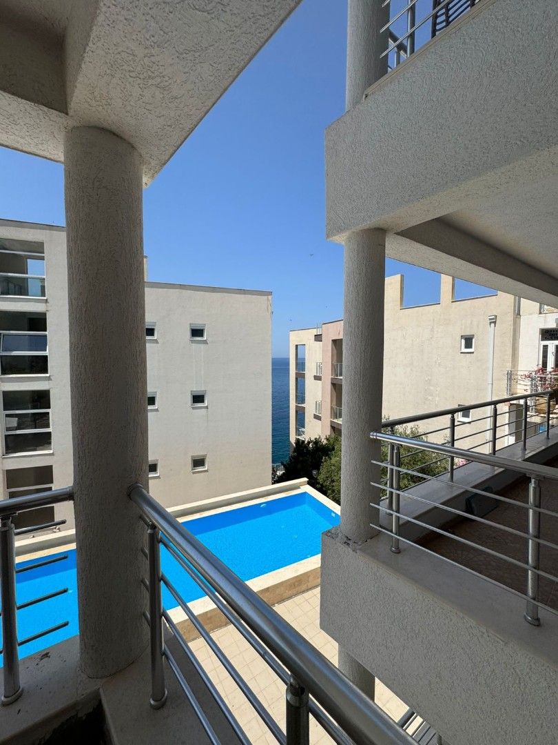 Квартира в Добра Воде, Черногория, 81 м² - фото 4