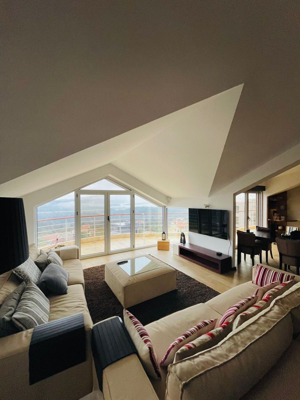 Апартаменты в Каваче, Черногория, 130 м² - фото 1